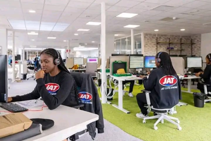 Animatrice Live et Conseillère Client